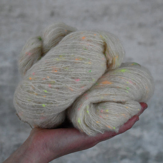 Neo-Fluff Fingering Un-dyed