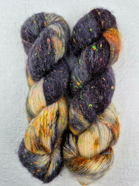 'Smoulder' Neo-Fluff Fingering